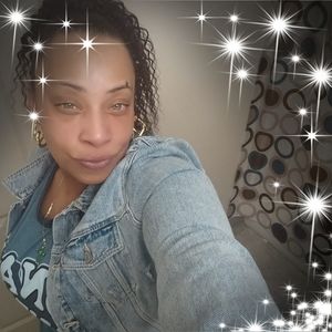 Meet your Posher, Pia